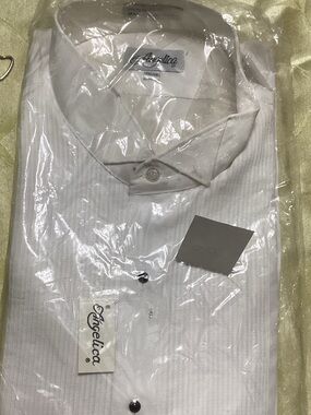 Angelica Men’s White Textured Dress Shirt